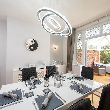 Mulberry House - Luxurious And Modern 4-Bed In Solihull Near Nec,Jlr, Airport, Resorts World, Hs2 Buitenkant foto