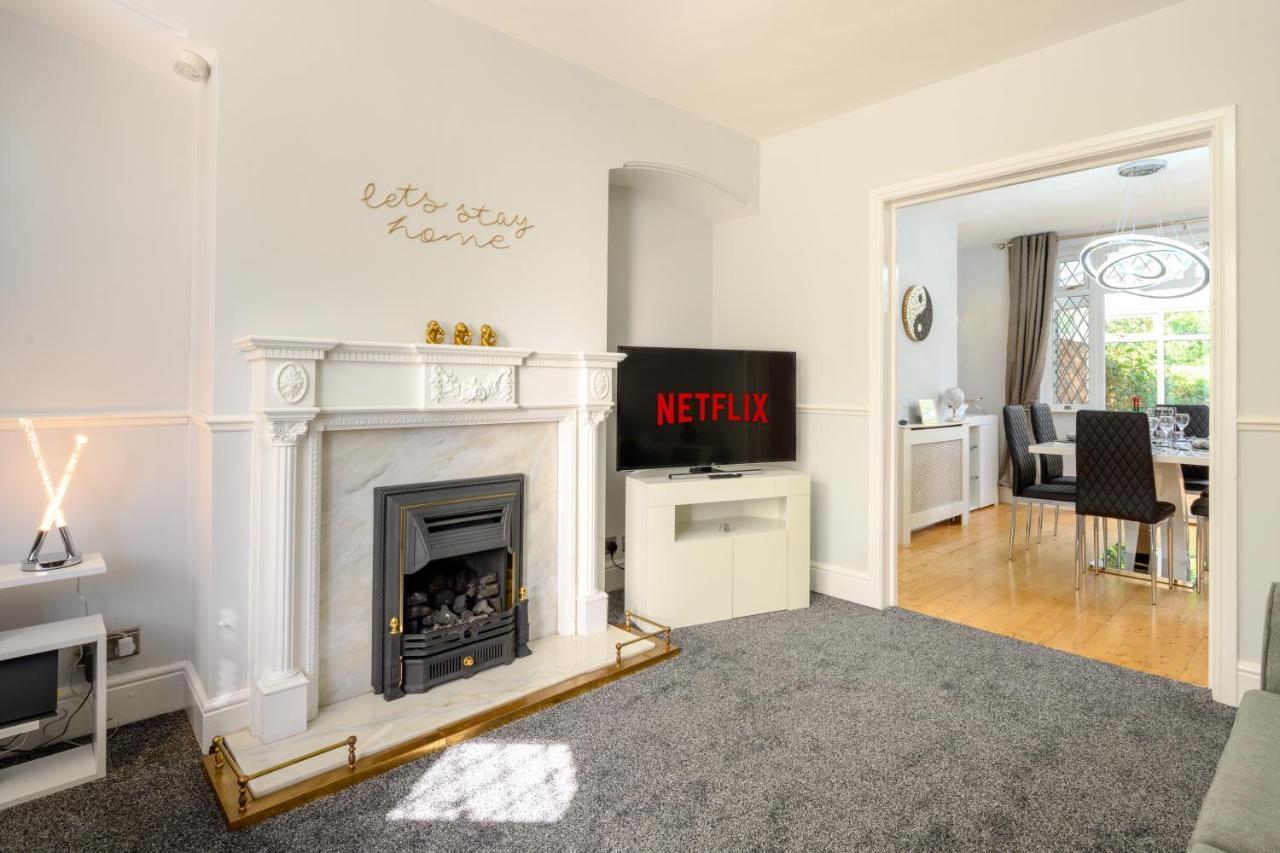 Mulberry House - Luxurious And Modern 4-Bed In Solihull Near Nec,Jlr, Airport, Resorts World, Hs2 Buitenkant foto