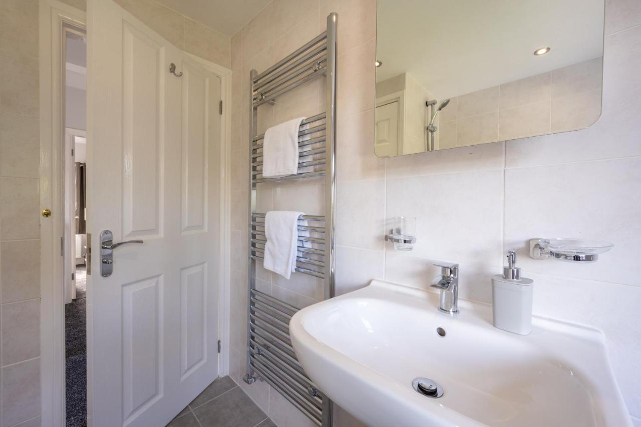 Mulberry House - Luxurious And Modern 4-Bed In Solihull Near Nec,Jlr, Airport, Resorts World, Hs2 Buitenkant foto