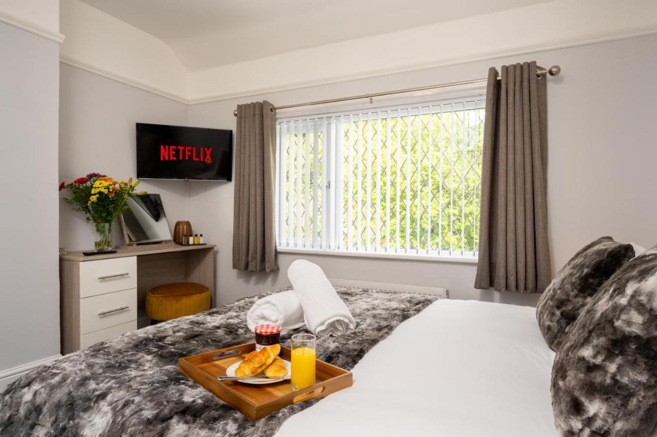 Mulberry House - Luxurious And Modern 4-Bed In Solihull Near Nec,Jlr, Airport, Resorts World, Hs2 Buitenkant foto