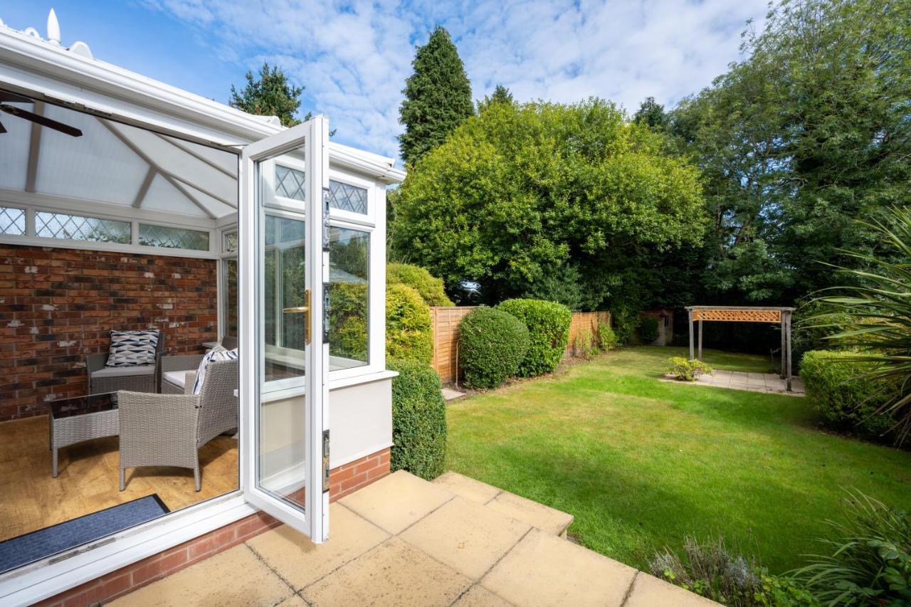 Mulberry House - Luxurious And Modern 4-Bed In Solihull Near Nec,Jlr, Airport, Resorts World, Hs2 Buitenkant foto